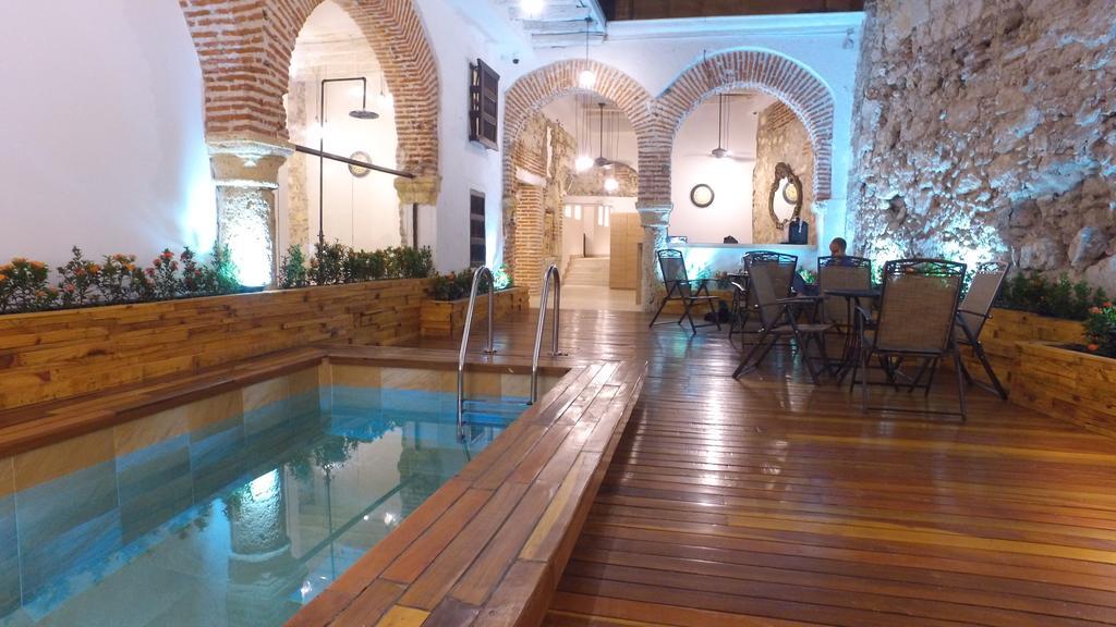 Bourbon St Hostal Boutique Cartagena Buitenkant foto