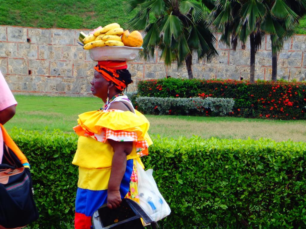 Bourbon St Hostal Boutique Cartagena Buitenkant foto