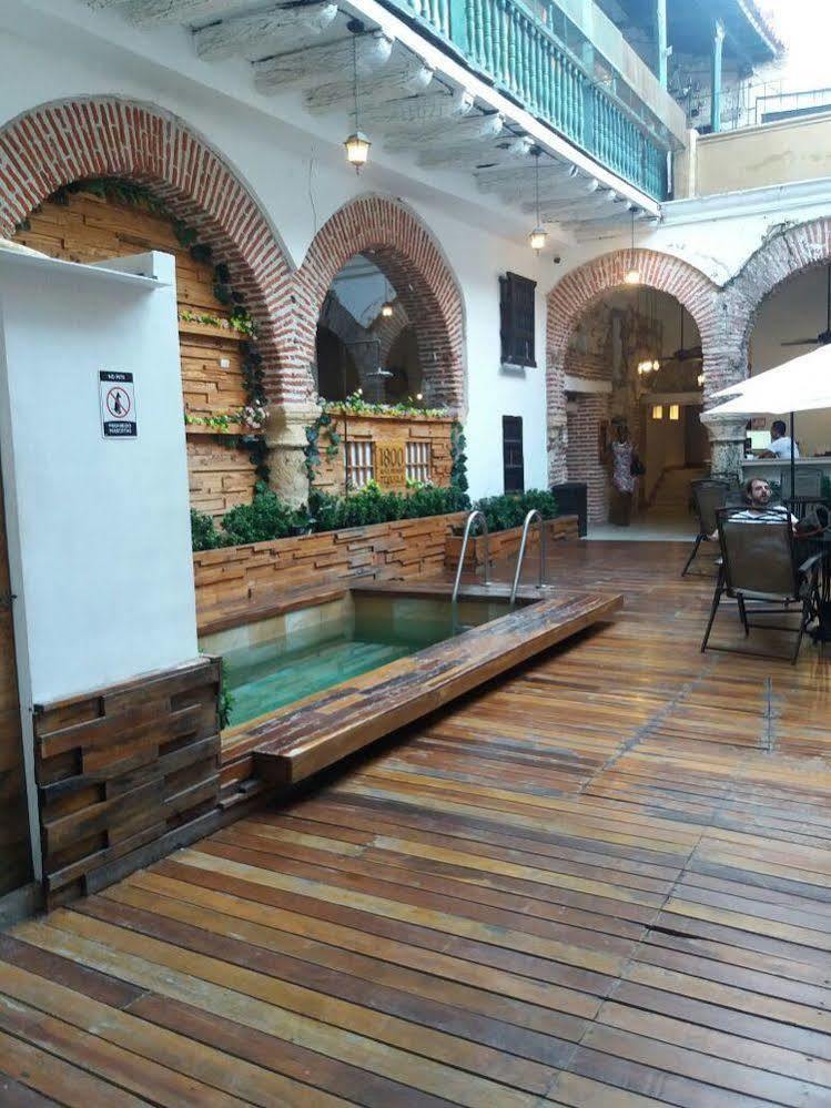 Bourbon St Hostal Boutique Cartagena Buitenkant foto